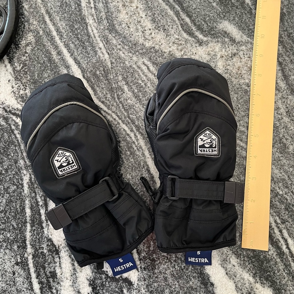 Hestra Czone kids mittens size 5 8-9 years